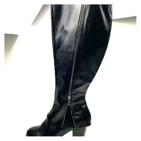 Torrid boots size 11 Clearance